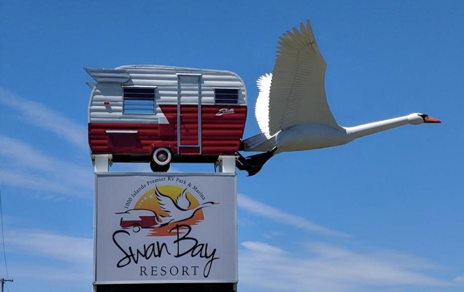Swan Bay Resort - 1000 Islands Premier Rv Park & Marina Alexandria Bay Bagian luar foto