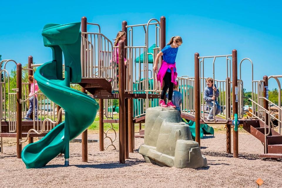 Swan Bay Resort - 1000 Islands Premier Rv Park & Marina Alexandria Bay Bagian luar foto